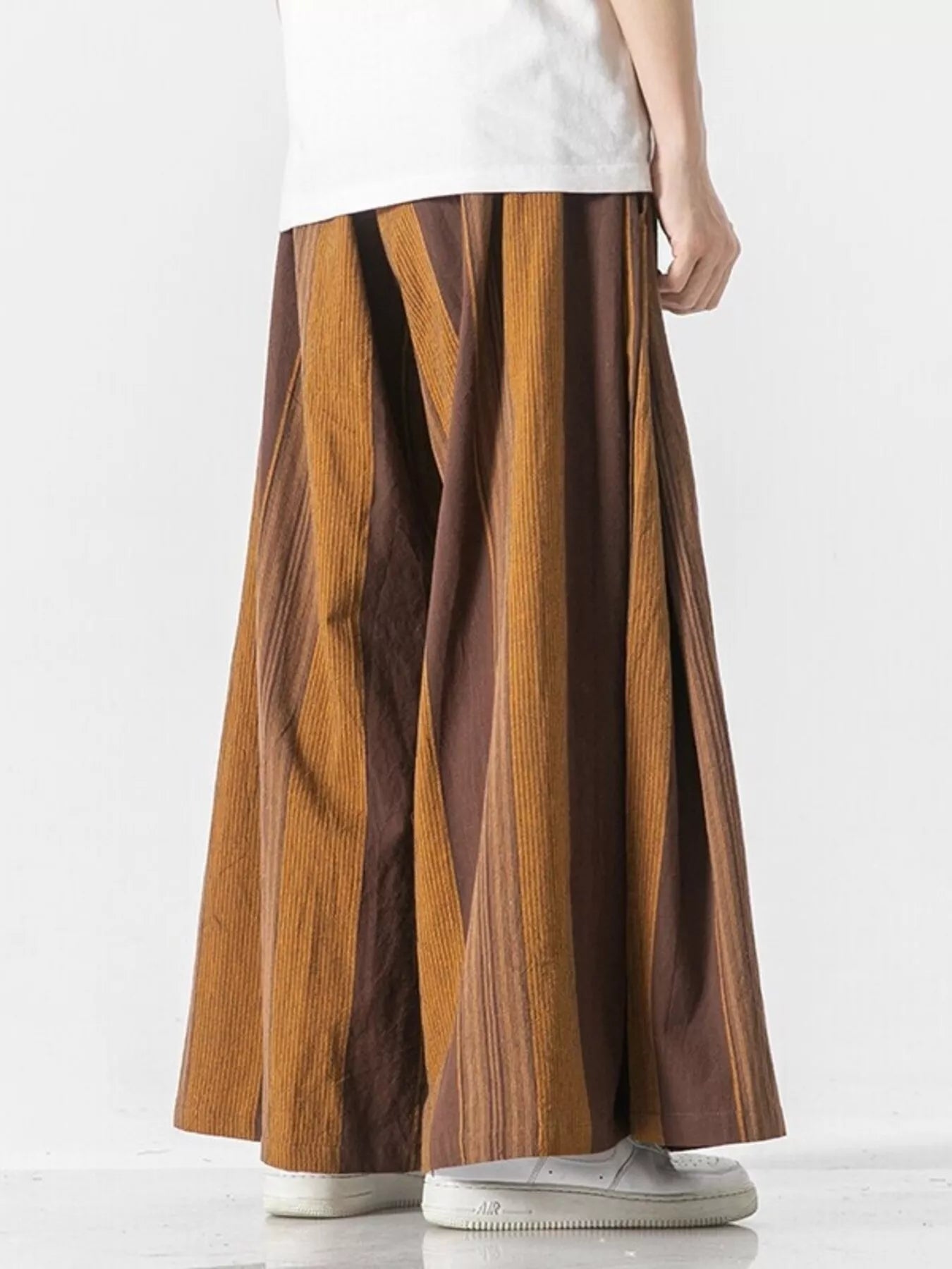 8d9247f3f6f14af1b8b11fb465ccb04f-Max-Origin